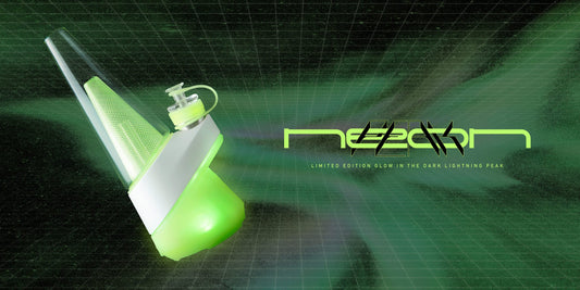 PUFFCO PEAK Elektronisk Dab-Rig (Neon Lightning) Glow-in-the-dark!