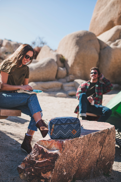 Revelry "Stash bag" / Oppbevaringsveske / Toalettmappe - "Luktfri" med karbonfilter.